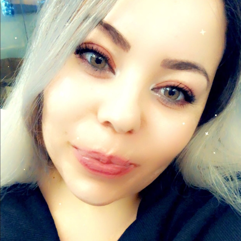Meet your Posher, Maricela